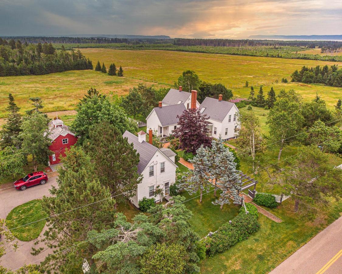 Fox Point Inn Parrsboro Exterior photo